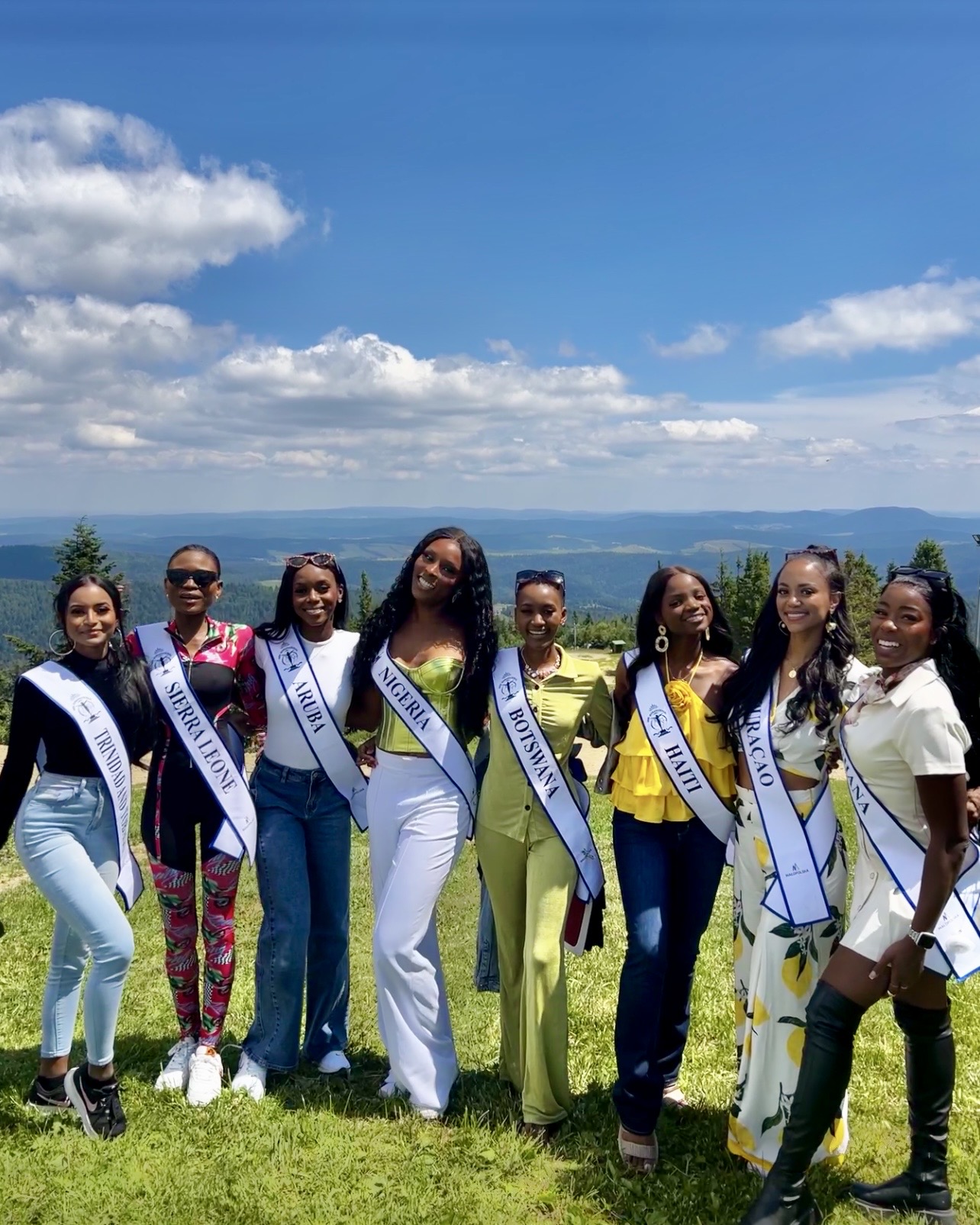 pageant sisters from Miss Supranational 2024